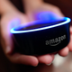 Imagen para el artículo titulado Amazon ha matado el nombre Alexa: cada vez menos gente se lo pone a sus hijas
